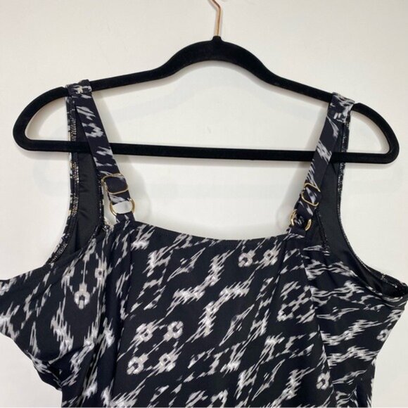 Miraclesuit Women's Plus Labyrinth Sanibel One Piece Swimsuit - Picture 4 of 8